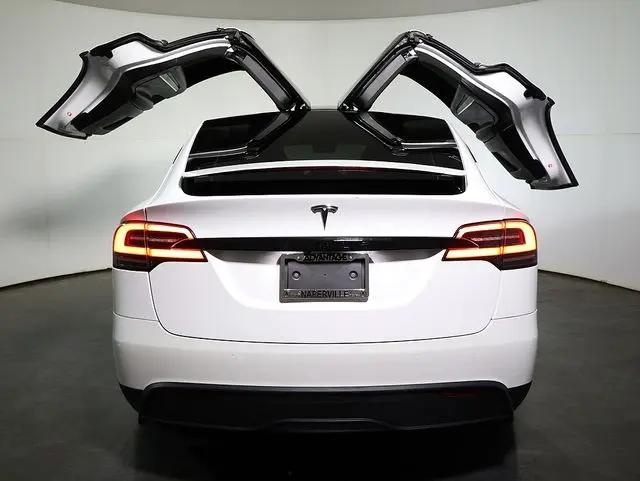 2023 Tesla Model X Standard Range