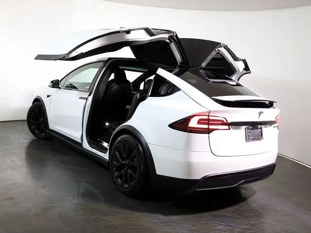 2023 Tesla Model X Standard Range