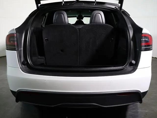 2023 Tesla Model X Standard Range