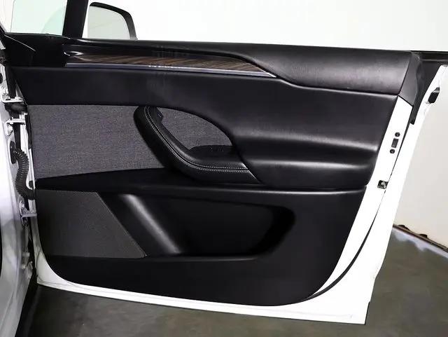 2023 Tesla Model X Standard Range