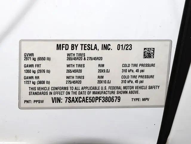 2023 Tesla Model X Standard Range