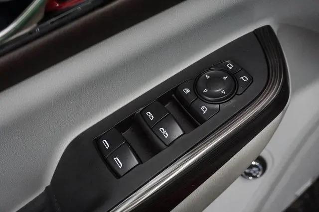 2023 GMC Acadia FWD SLT