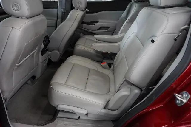2023 GMC Acadia FWD SLT