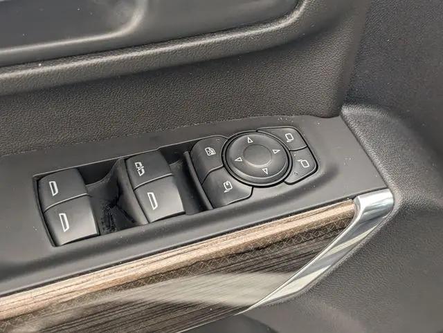 2021 Chevrolet Silverado 2500HD 4WD Crew Cab Standard Bed LT