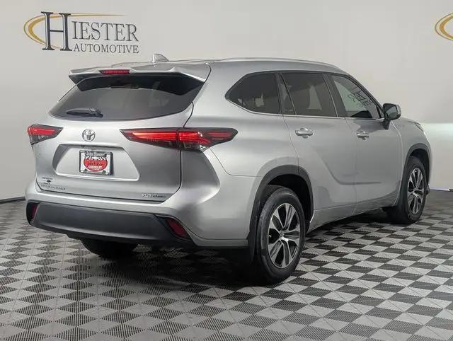 2024 Toyota Highlander XLE
