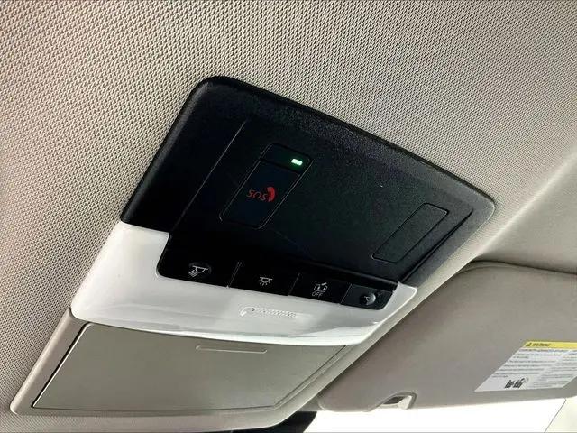 2022 Nissan Pathfinder SV 2WD