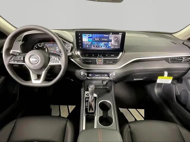 2026 Nissan Altima SR FWD