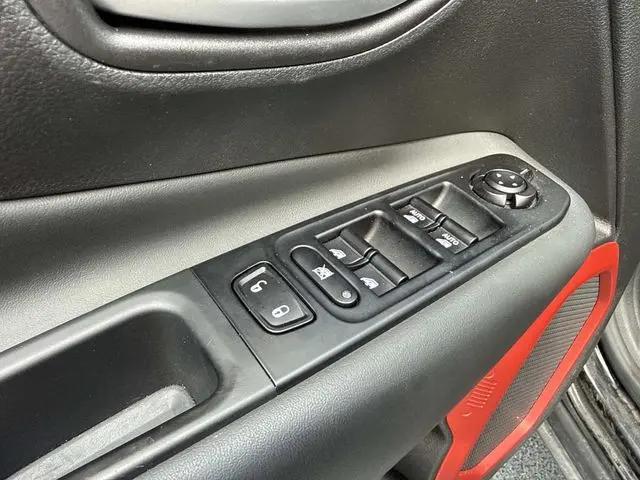 2023 Jeep Renegade Trailhawk 4x4