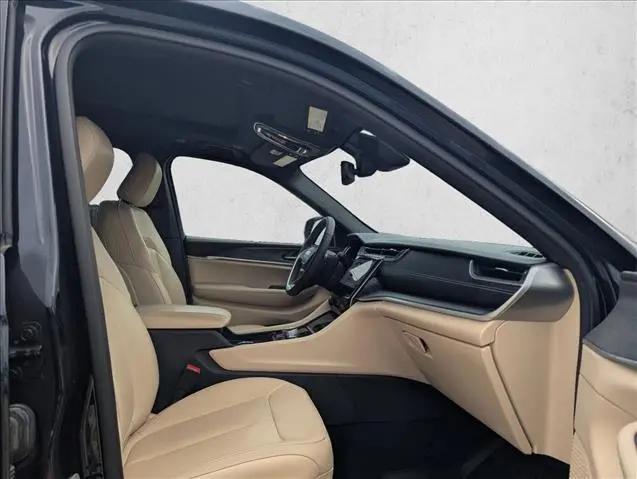2024 Jeep Grand Cherokee L Limited 4x2