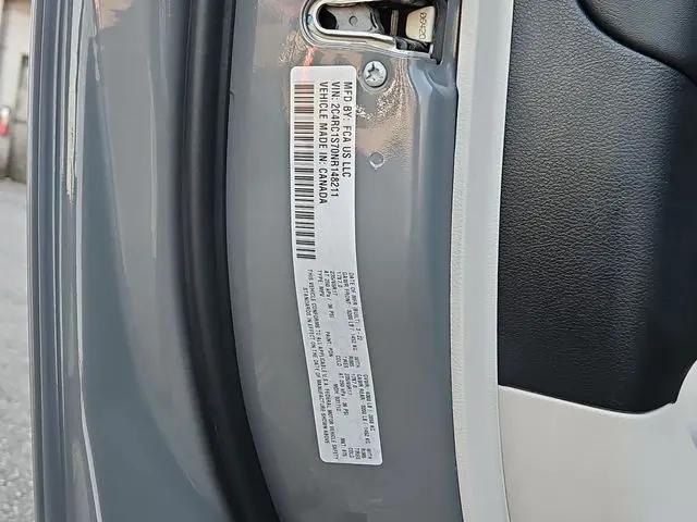 2022 Chrysler Pacifica Hybrid Limited