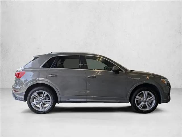 2020 Audi Q3 Premium Plus 45 TFSI S line quattro Tiptronic