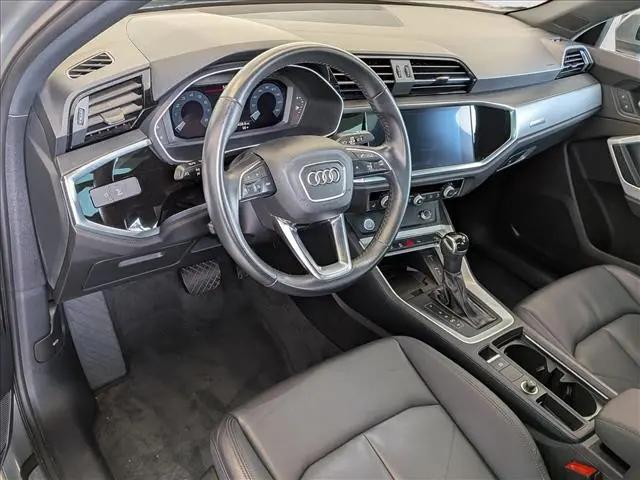 2020 Audi Q3 Premium Plus 45 TFSI S line quattro Tiptronic