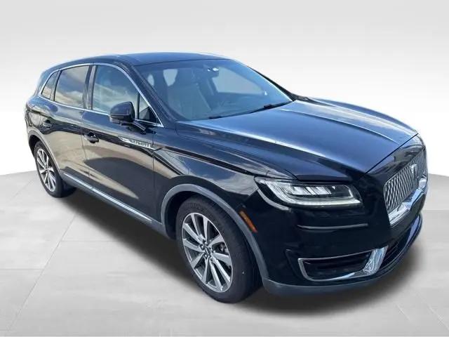 2019 Lincoln Nautilus Select