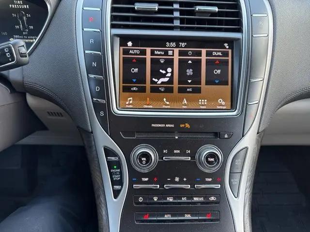 2019 Lincoln Nautilus Select