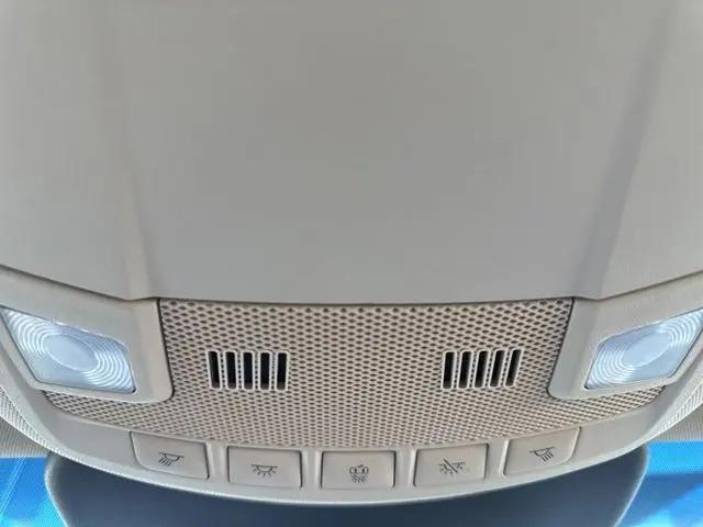 2019 Lincoln Nautilus Select