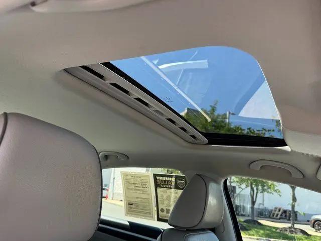 2017 Volkswagen Passat 1.8T SE