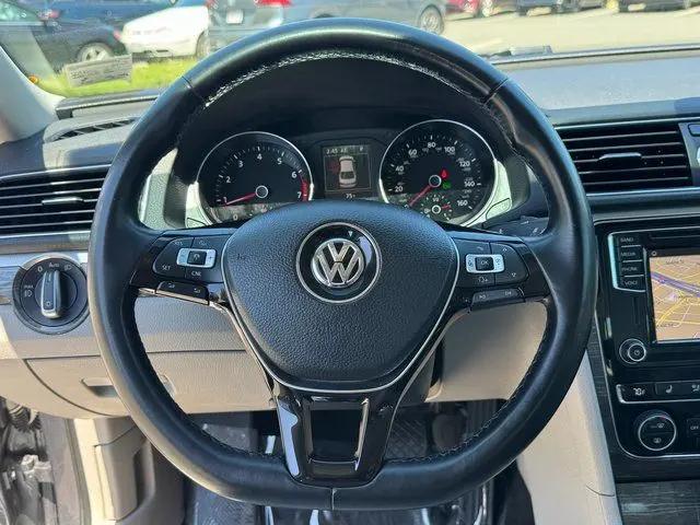 2017 Volkswagen Passat 1.8T SE
