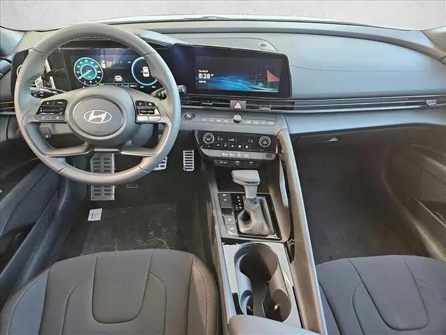2025 Hyundai Elantra Hybrid SEL Sport