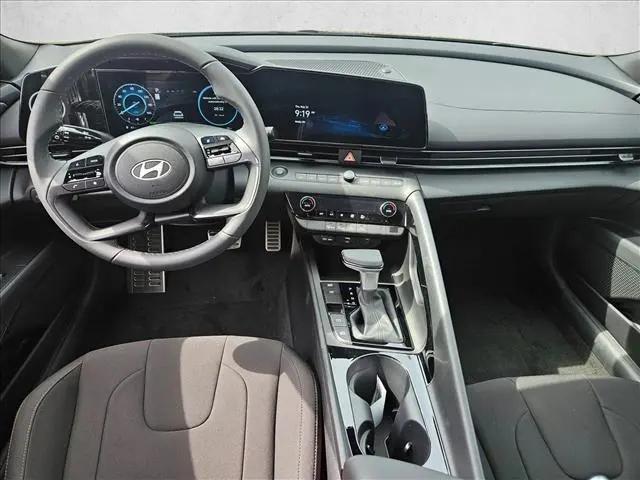 2025 Hyundai Elantra Hybrid SEL Sport