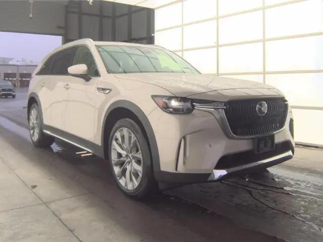 2025 Mazda X-90 3.3 Turbo Premium Plus Package