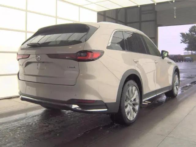 2025 Mazda X-90 3.3 Turbo Premium Plus Package