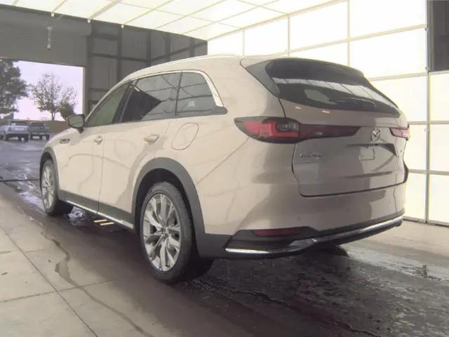 2025 Mazda X-90 3.3 Turbo Premium Plus Package