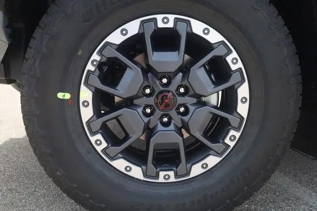 2026 Nissan Frontier Crew Cab PRO-4X 4x4