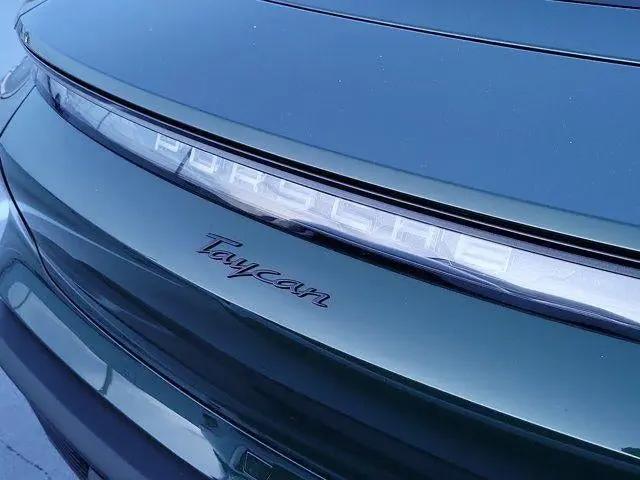 2025 Porsche Taycan Taycan