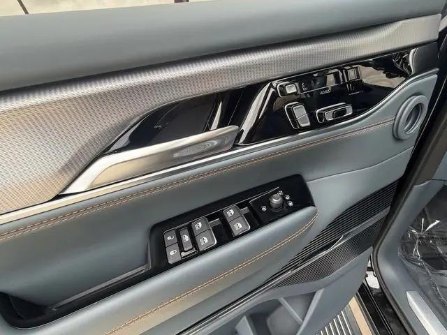 2023 Jeep Grand Wagoneer Series III 4x4
