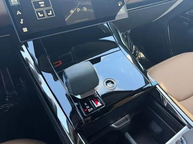 2025 Land Rover Range Rover Sport P400 Dynamic SE