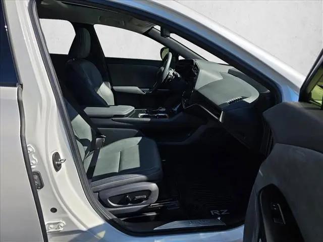 2023 Lexus RZ 450e RZ 450e Premium