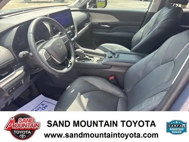 2024 Toyota Grand Highlander Platinum