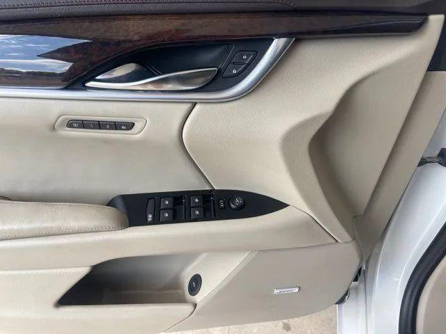 2016 Cadillac XTS Premium Collection