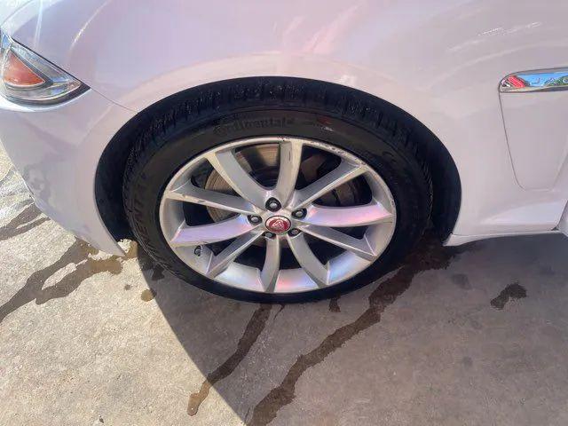 2015 Jaguar XF 3.0 Sport