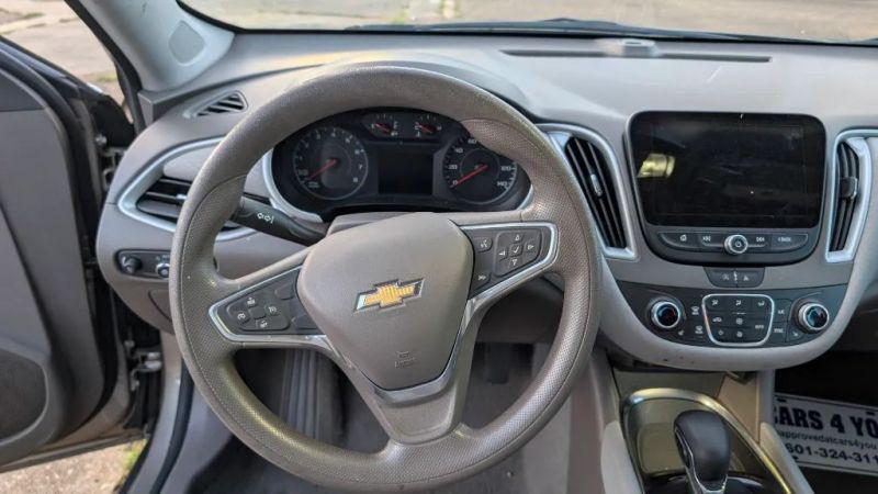 2022 Chevrolet Malibu FWD LT