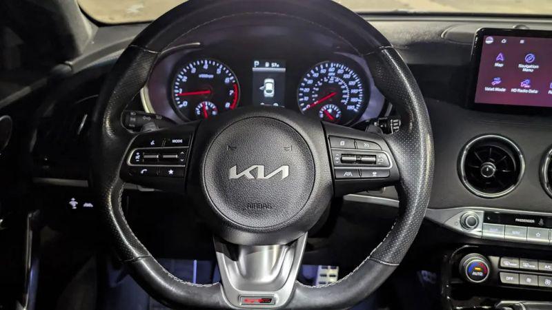 2022 Kia Stinger GT-Line