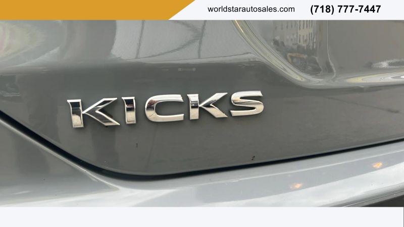 2021 Nissan Kicks SV Xtronic CVT