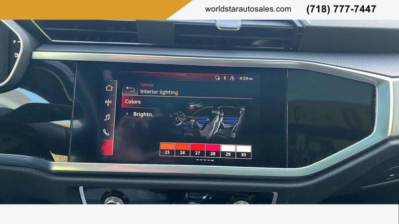 2022 Audi Q3 Premium Plus 40 TFSI quattro Tiptronic