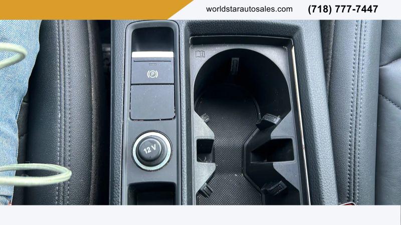 2022 Audi Q3 Premium Plus 40 TFSI quattro Tiptronic