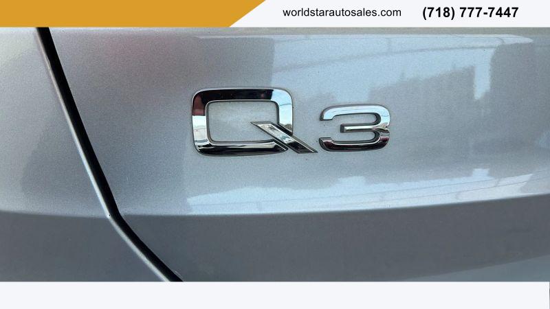 2022 Audi Q3 Premium Plus 40 TFSI quattro Tiptronic
