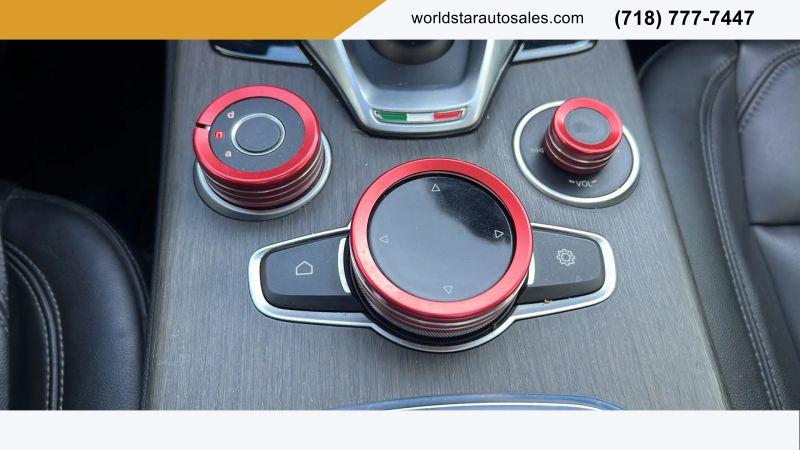 2020 Alfa Romeo Stelvio Ti AWD