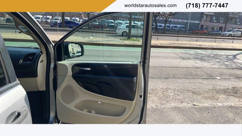 2019 Dodge Grand Caravan SE