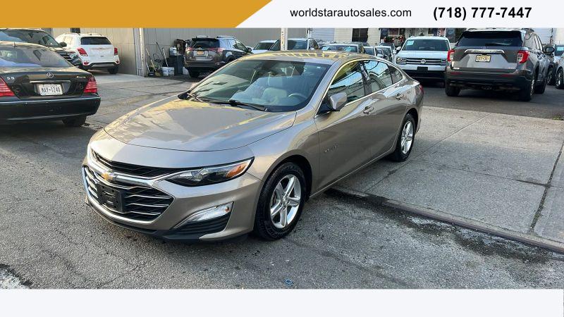 2022 Chevrolet Malibu FWD 1FL