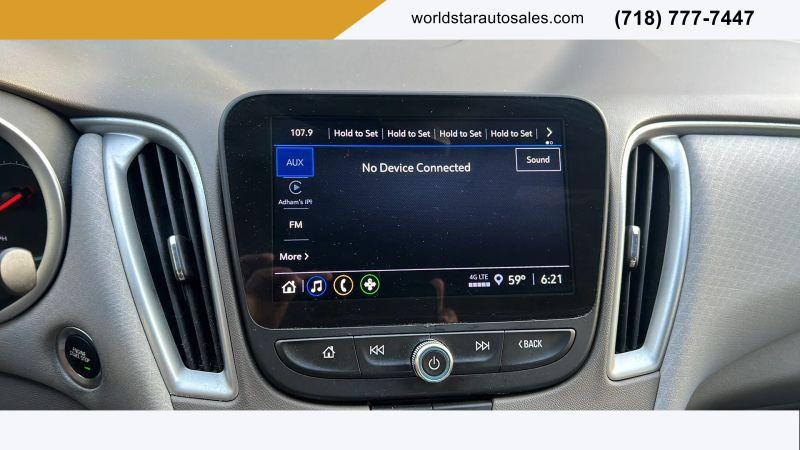 2022 Chevrolet Malibu FWD 1FL