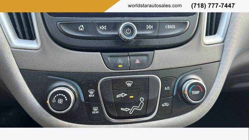 2022 Chevrolet Malibu FWD 1FL