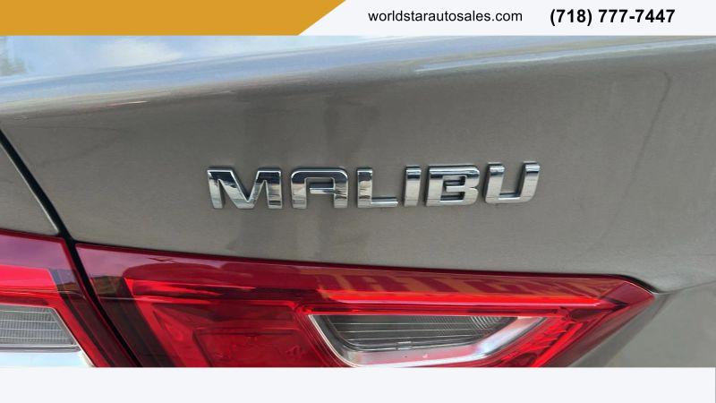 2022 Chevrolet Malibu FWD 1FL