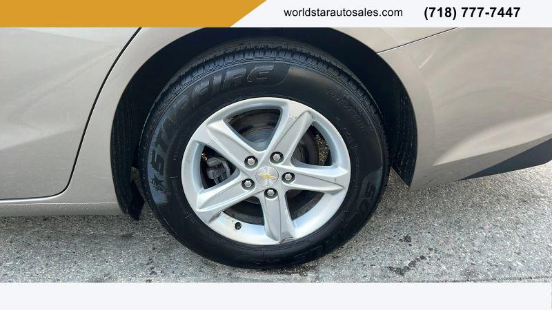 2022 Chevrolet Malibu FWD 1FL