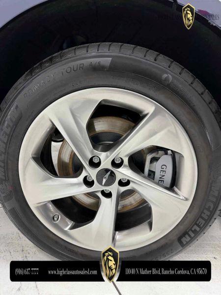 2026 Genesis GV70 2.5T
