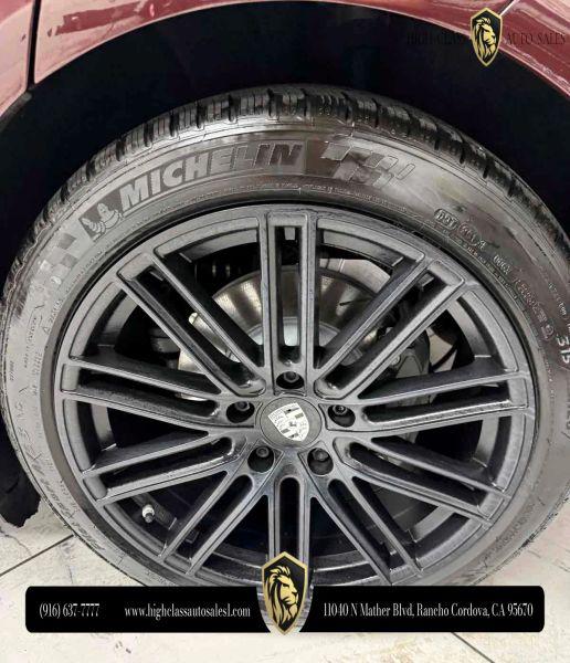2018 Porsche Panamera 4S