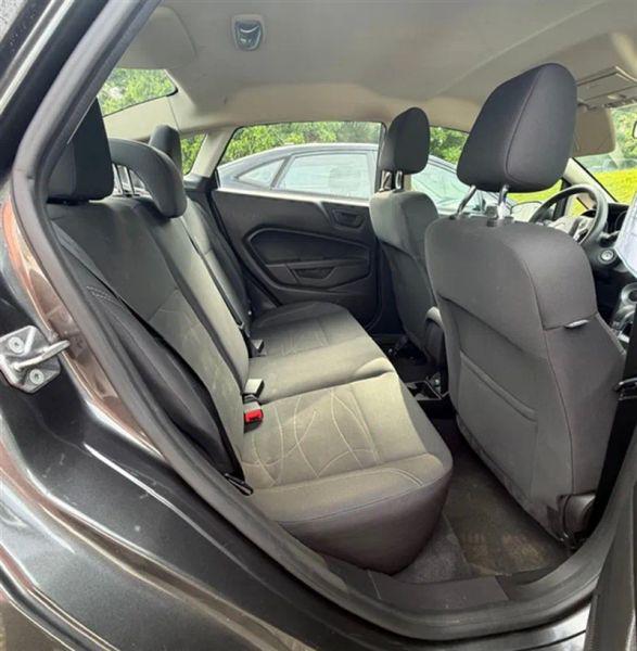 2016 Ford Fiesta SE